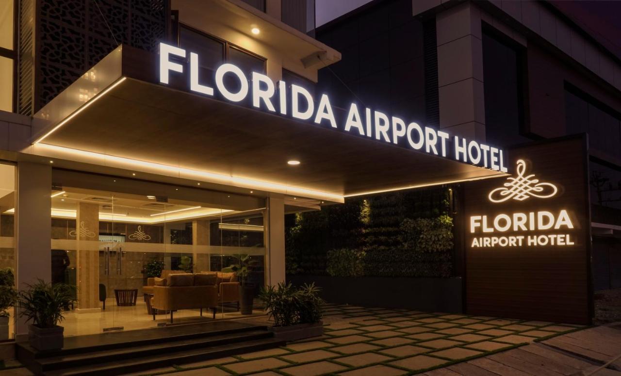 Florida Airport Hotel Kochi Nedumbassery Exterior photo